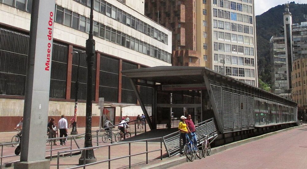 Stazione TransMilenio Museo Oro